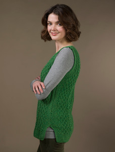 Ladies V-Neck Aran WoolSlipover 16 Ladies V-Neck Aran WoolSlipover