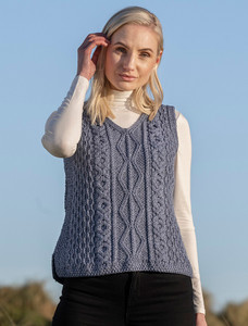 Ladies V-Neck Aran WoolSlipover 8 Ladies V-Neck Aran WoolSlipover