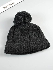âââAran âFleeceâ Lineâdâ Rib Cap with Pomâ