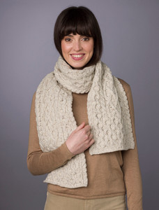 âWomen's Wool Cashmere Aran Honeycomb Scarf