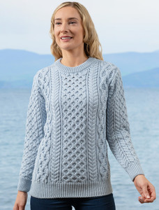 âWomen's HeavywâeightMerino Wool Araân Sweaterâââââââââ