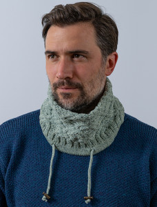 Mâeân'sSupâer Soft Trellis Snood Scarf