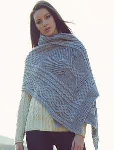 âCeltic Fairây Tree Câable Knit Shawl