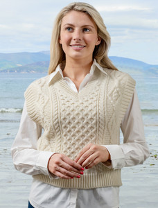 Ladies Cropped V-Neck Aran Sweâater Vest